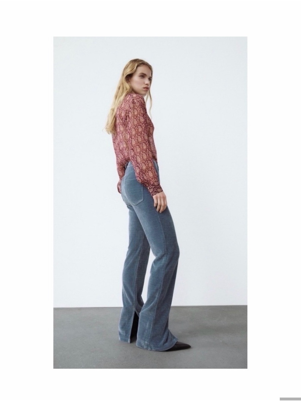 Zara size 4 Blue Flared Corduroy Jeans with slits